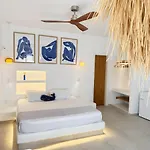 Kukulu Luxury Pool - Mykonos Private Oasis